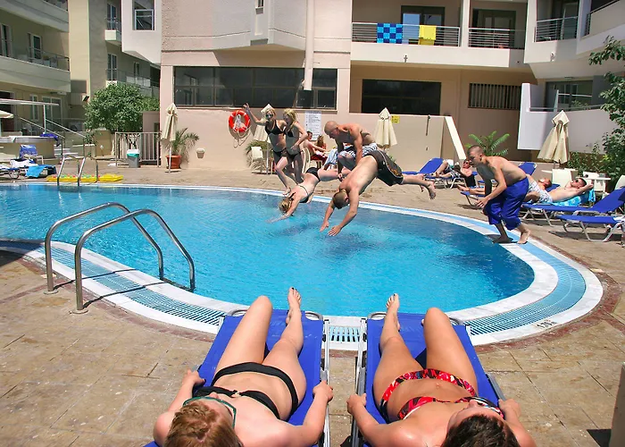 Ξενοδοχείο με διαμερίσματα Michel