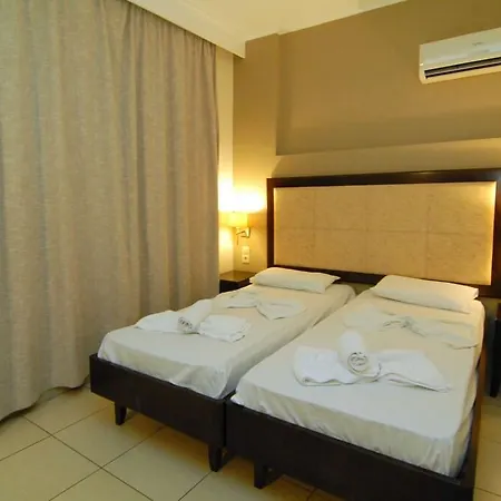 Michel Aparthotel 3*