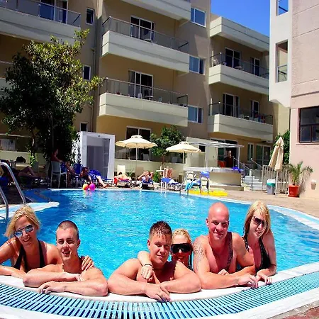 Appart hôtel Michel 3*