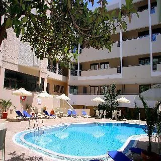 Michel Aparthotel