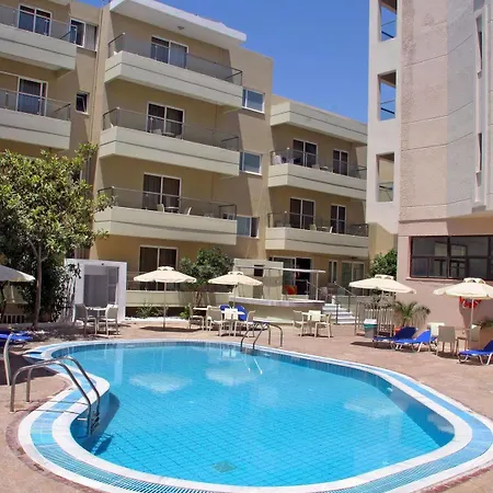 Michel Aparthotel 3*