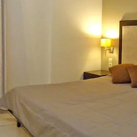 Michel Aparthotel